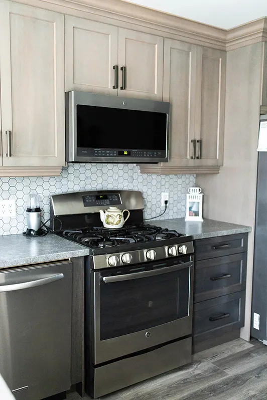 Renovation project by Innovative Interior Consultants
